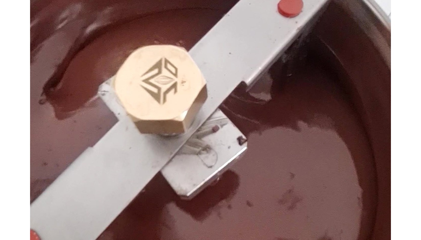 Comment fabrique-t-on du chocolat bean-to-bar ? De la fève à la tablette